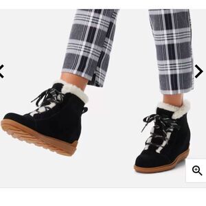 SOREL NWOB EVIE II COZY WOMEN'S Wedge BOOTIE